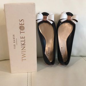 Ted Baker London twinkle toes shoes size 8
